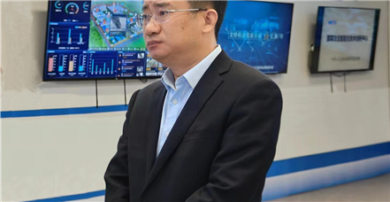 贵州省黔东南州委常委、副州长崔鹏一行莅临尊凯时人生就是博考察指导